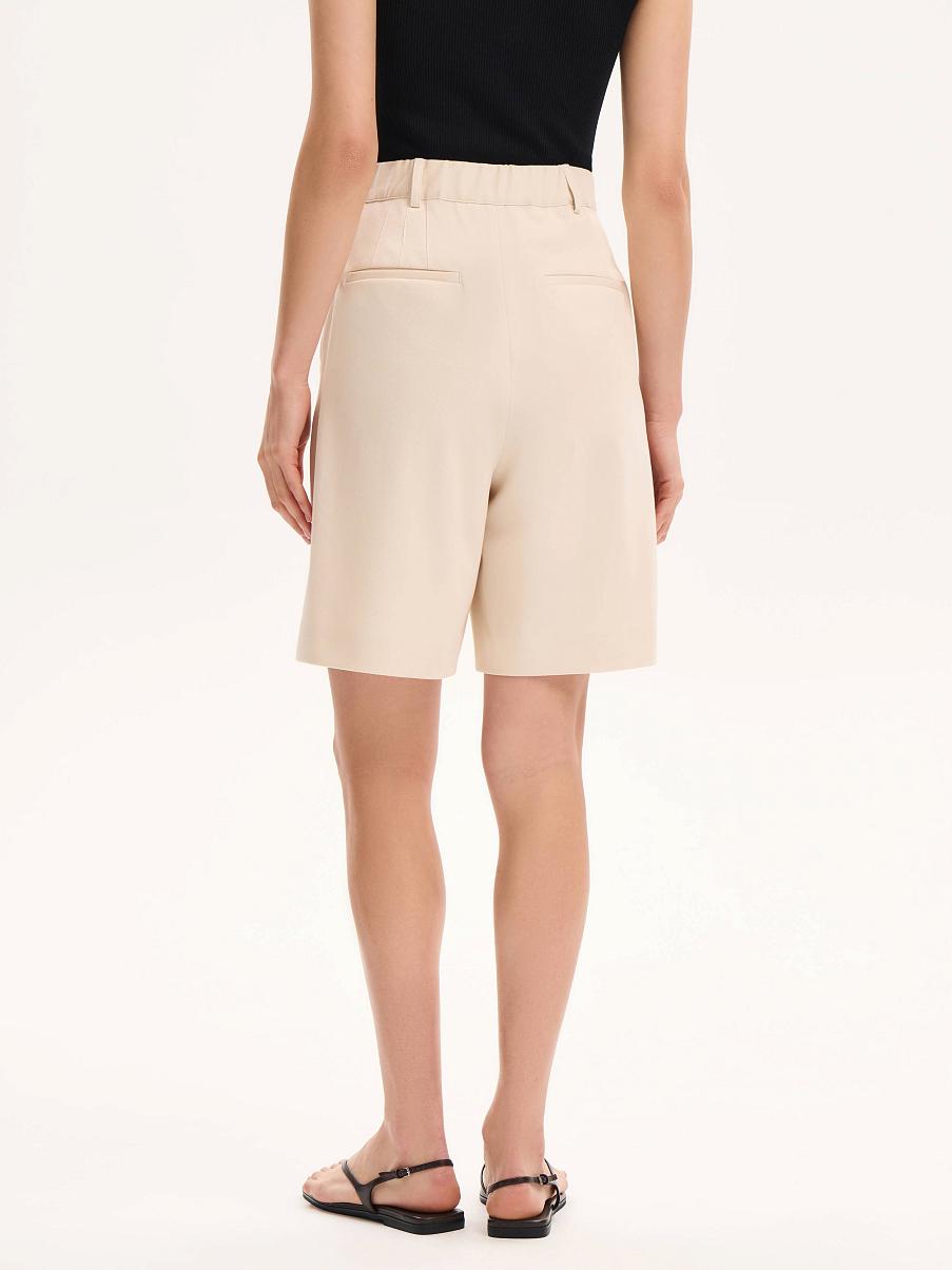 Шорты костюмные