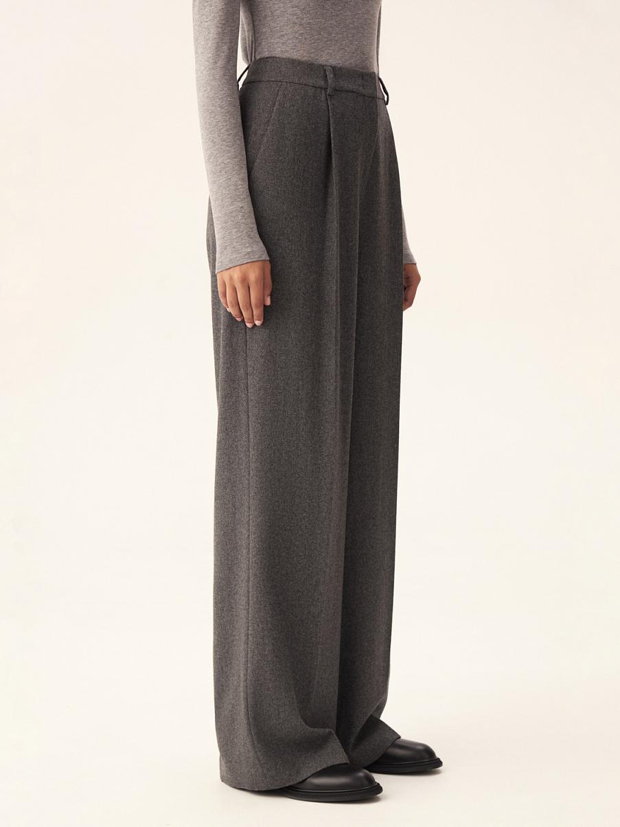 Костюмные широкие брюки