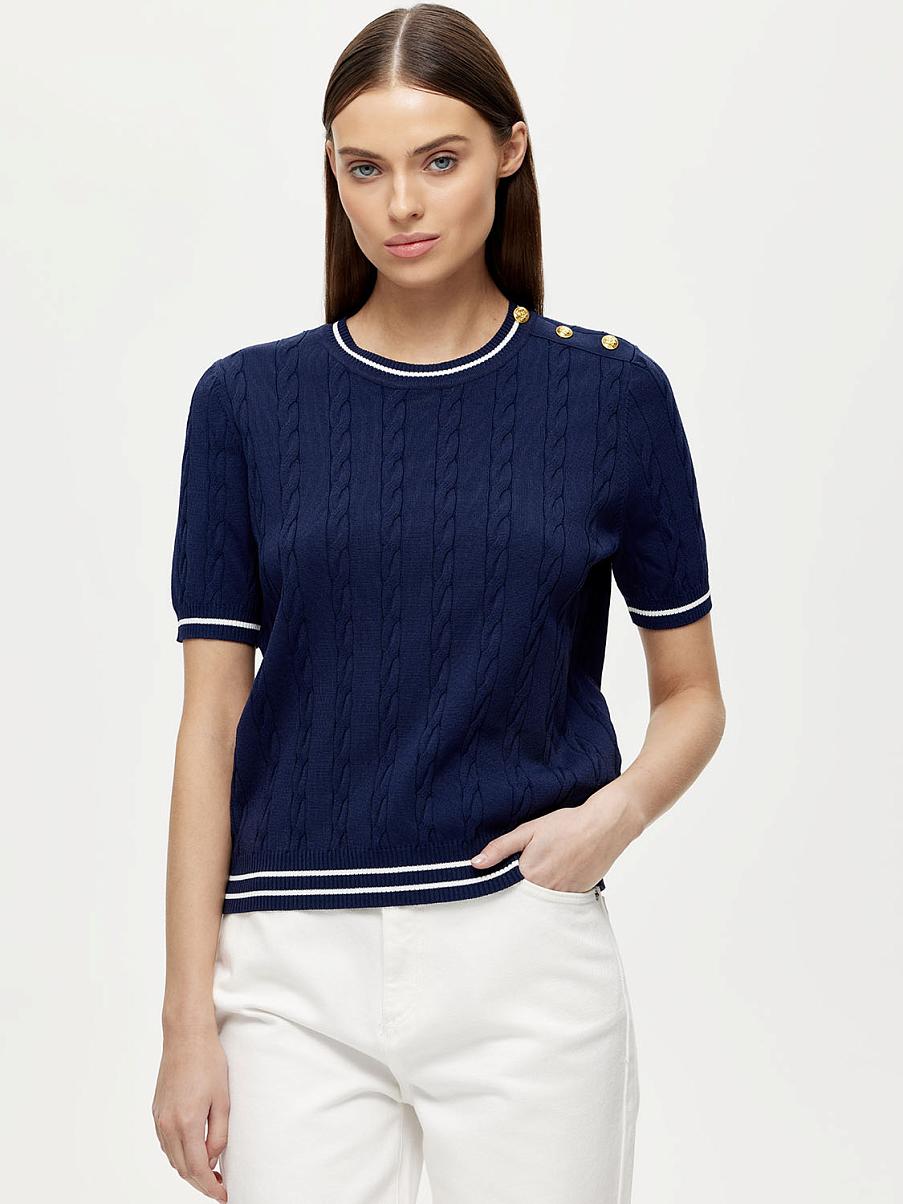 Трикотажная блуза с косами