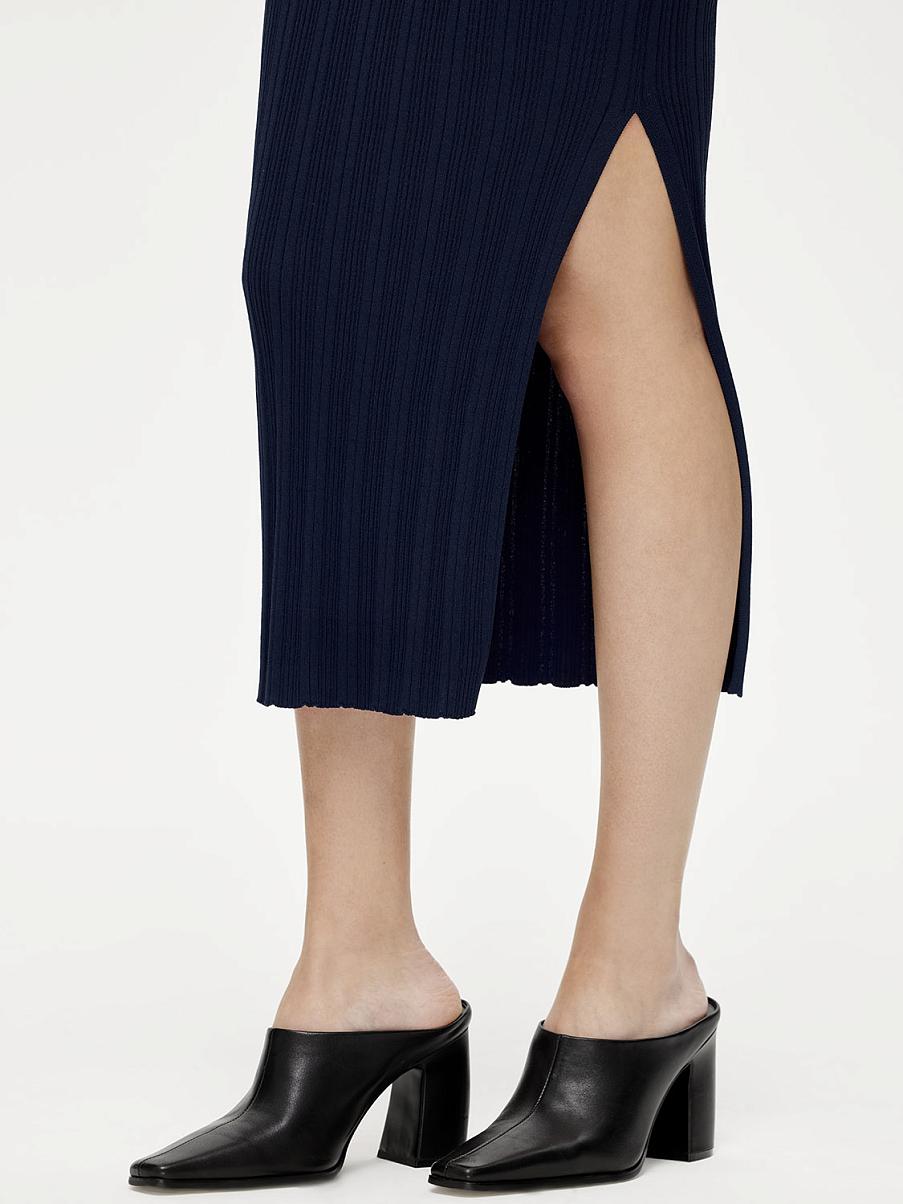 Трикотажное платье-лапша