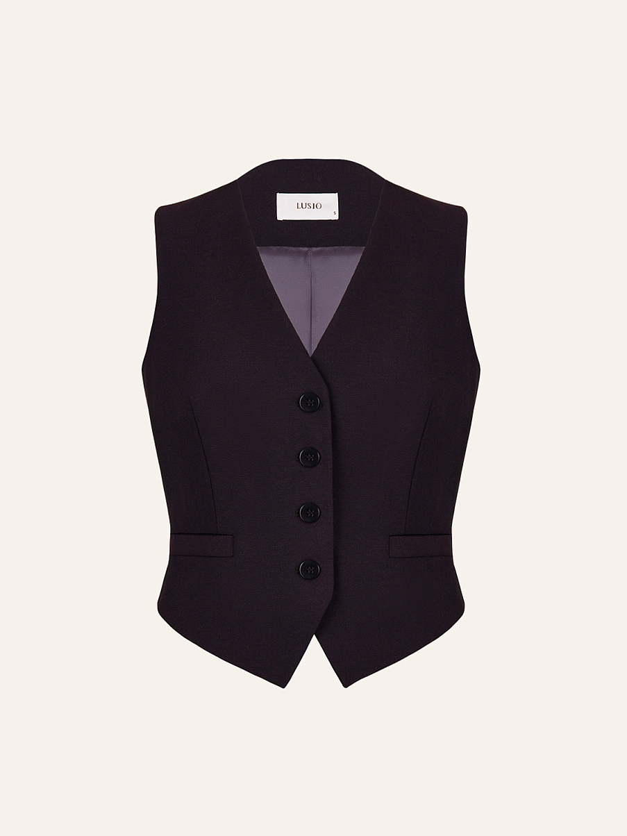 Костюмная жилетка