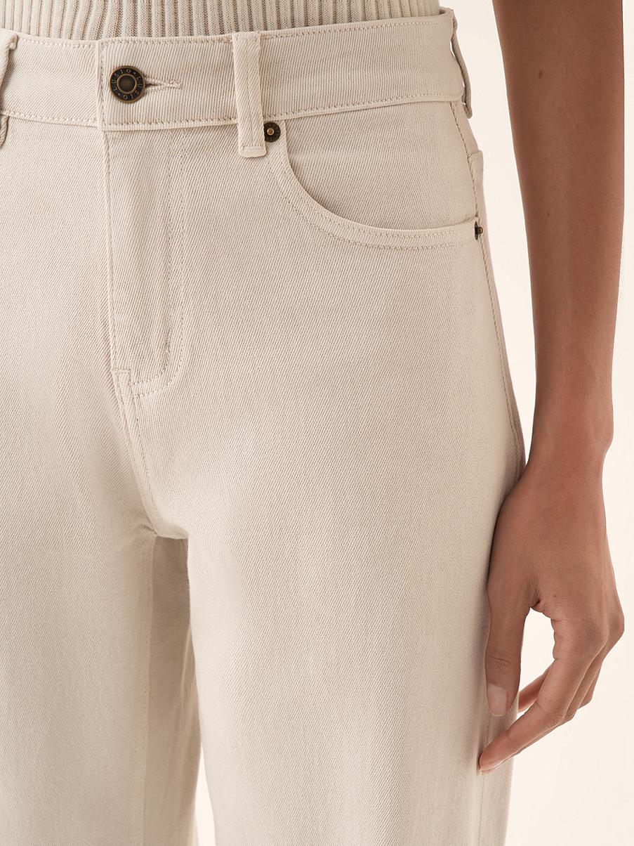 Прямые джинсы со средней посадкой