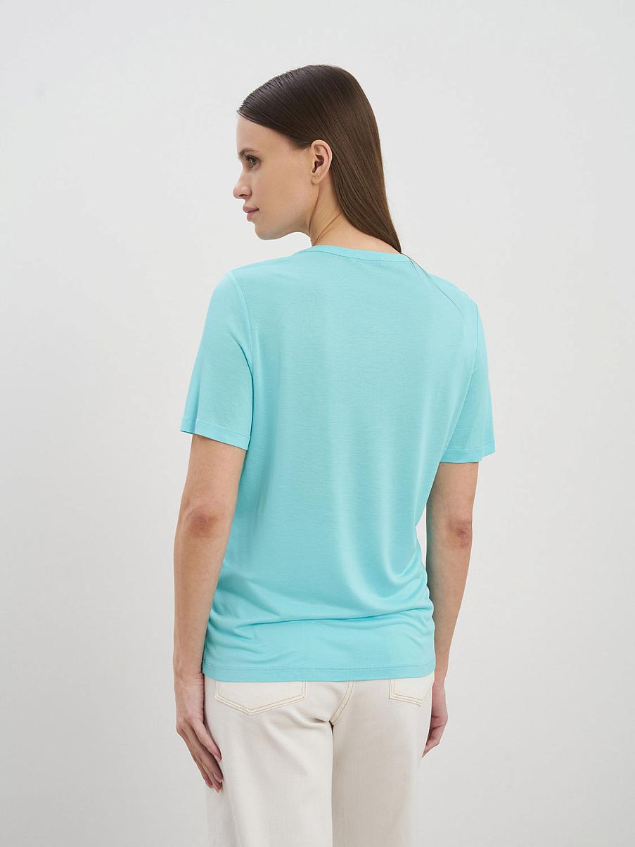 Футболка полуприталенного кроя