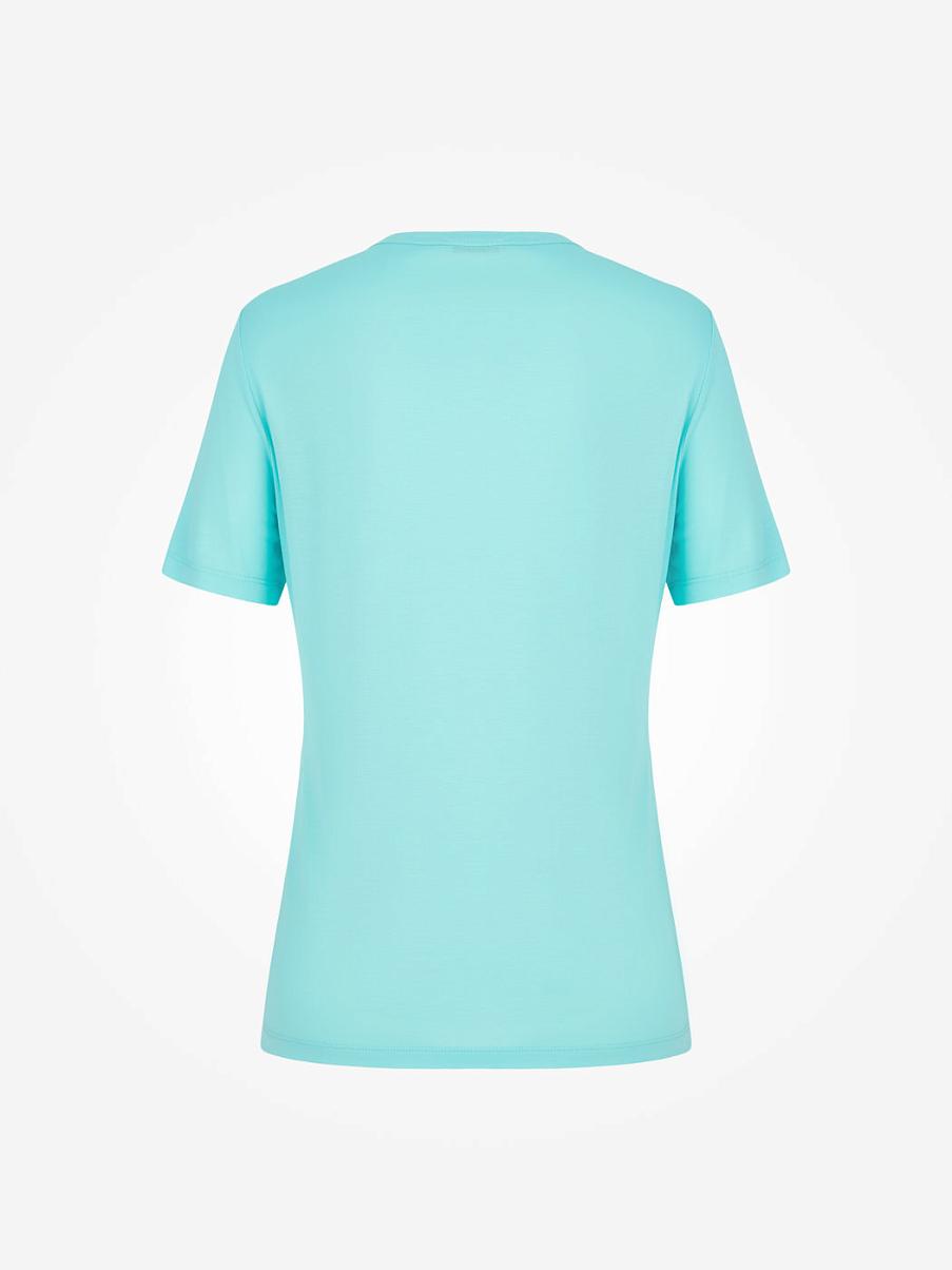 Футболка полуприталенного кроя