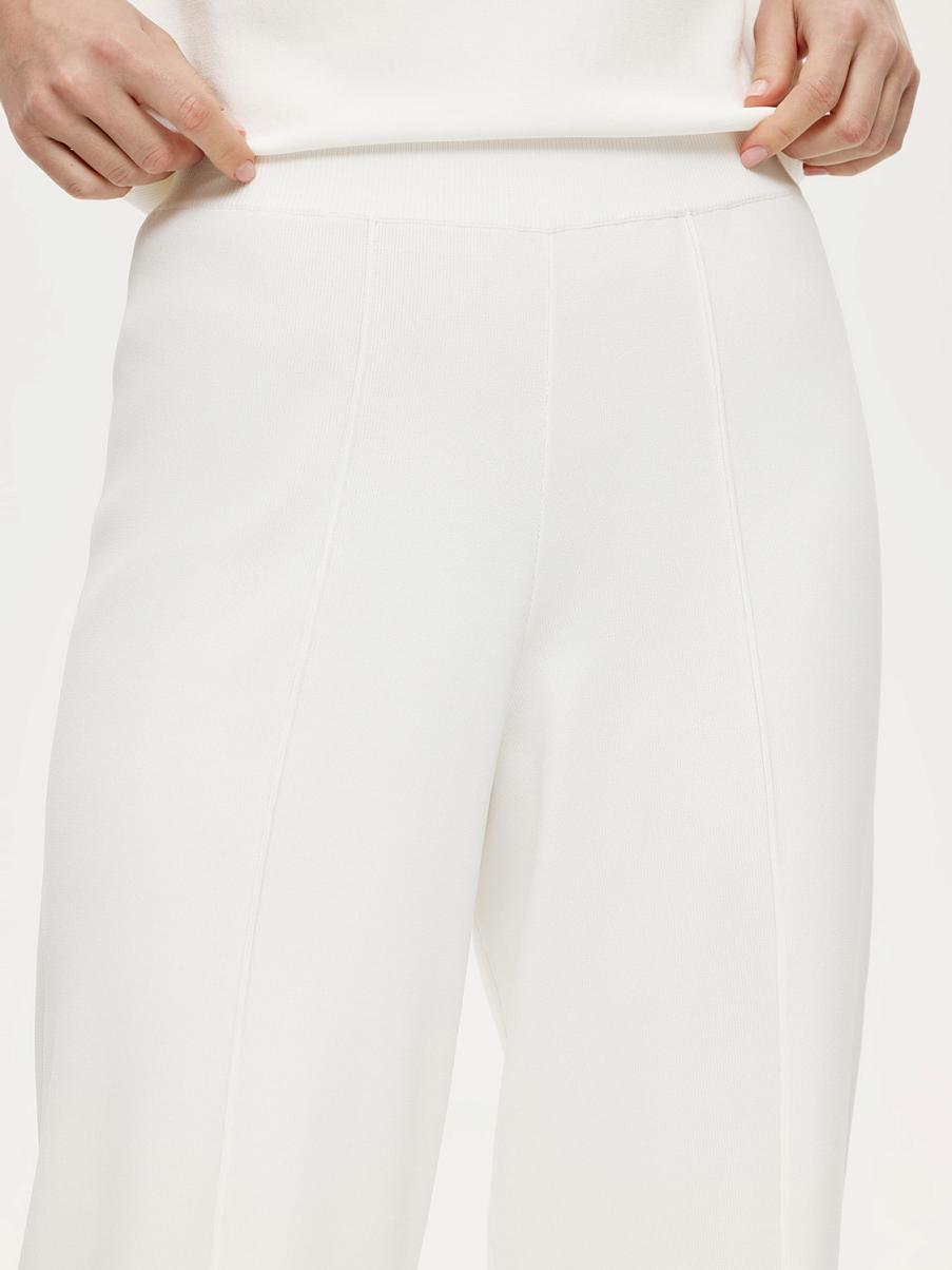 Трикотажные брюки свободного кроя