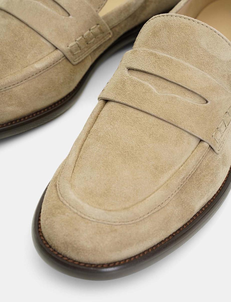 Замшевые лоферы