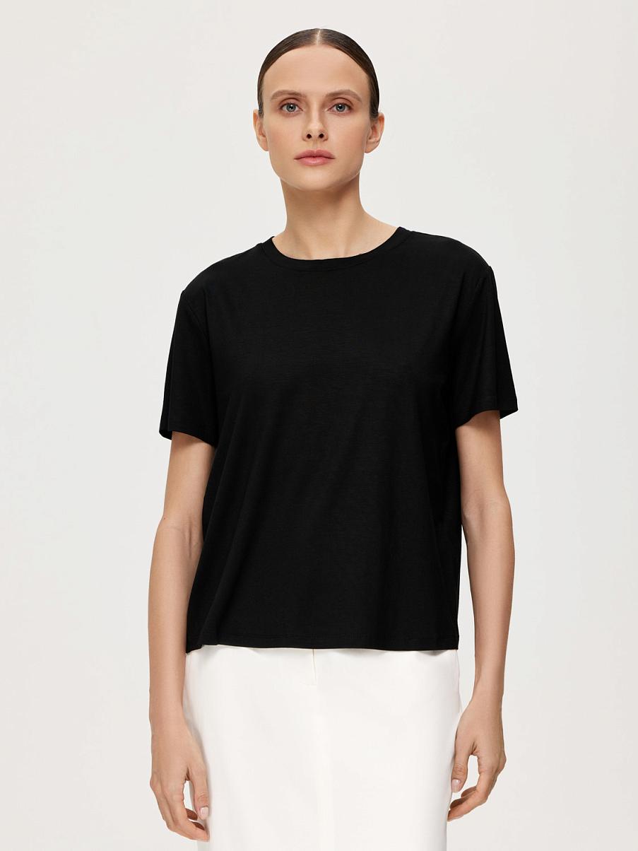 Футболка свободного кроя