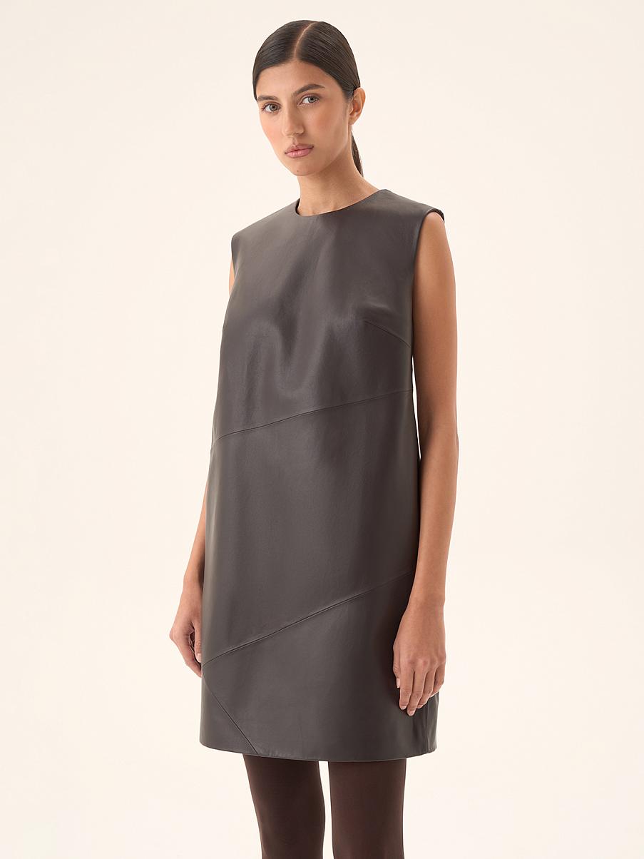 Платье из натуральной кожи