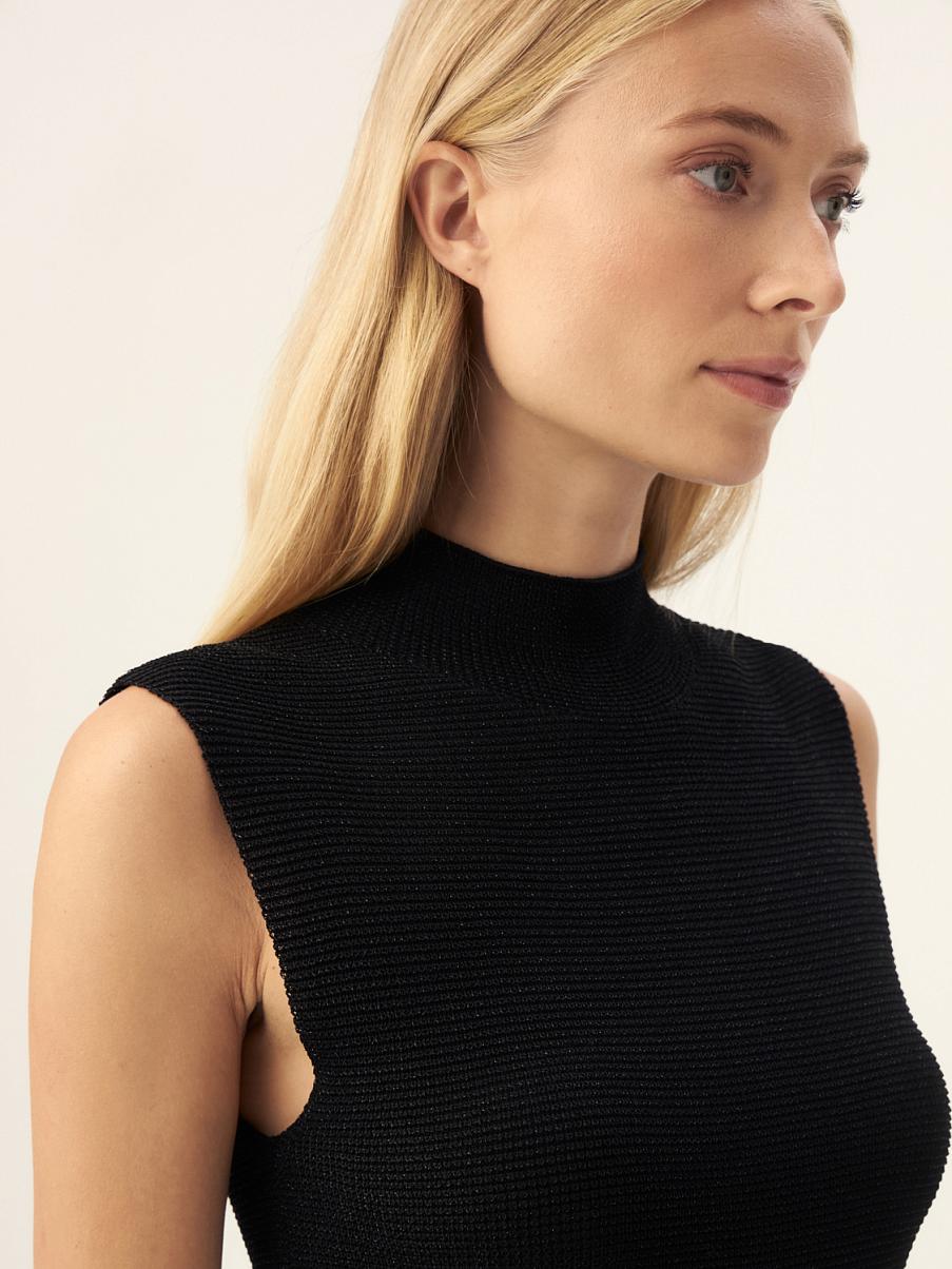 Трикотажный топ с люрексом