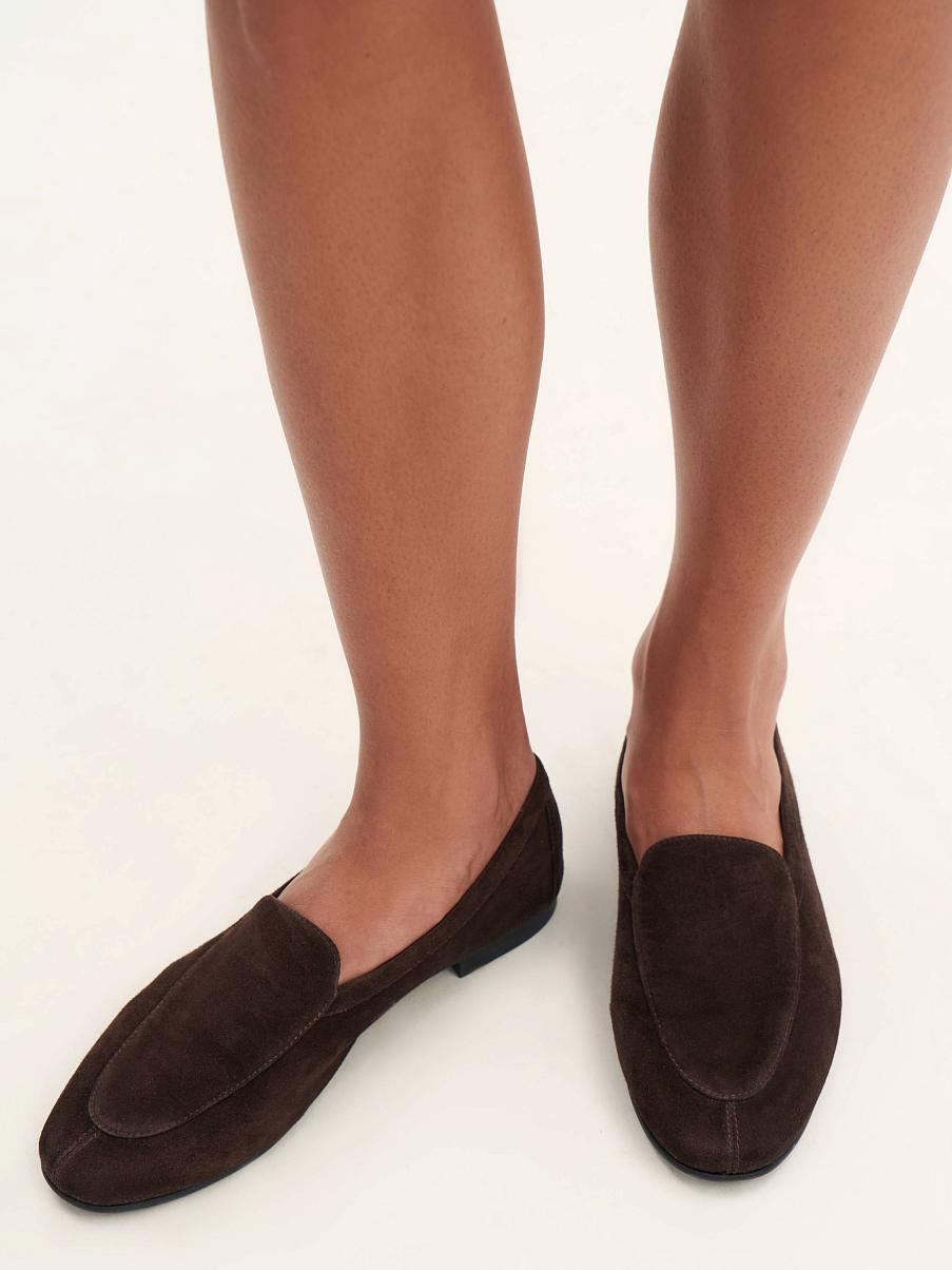 Лоферы из замши