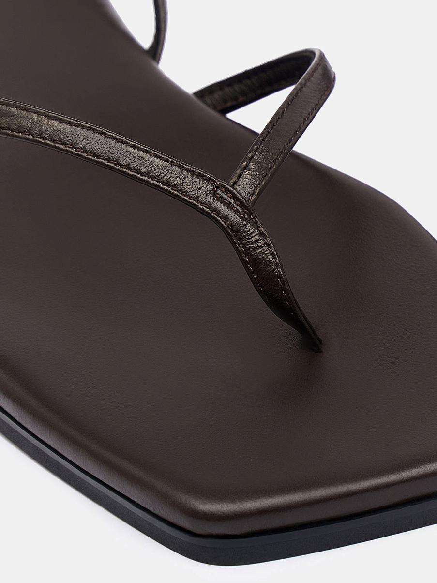 Сандалии из натуральной кожи