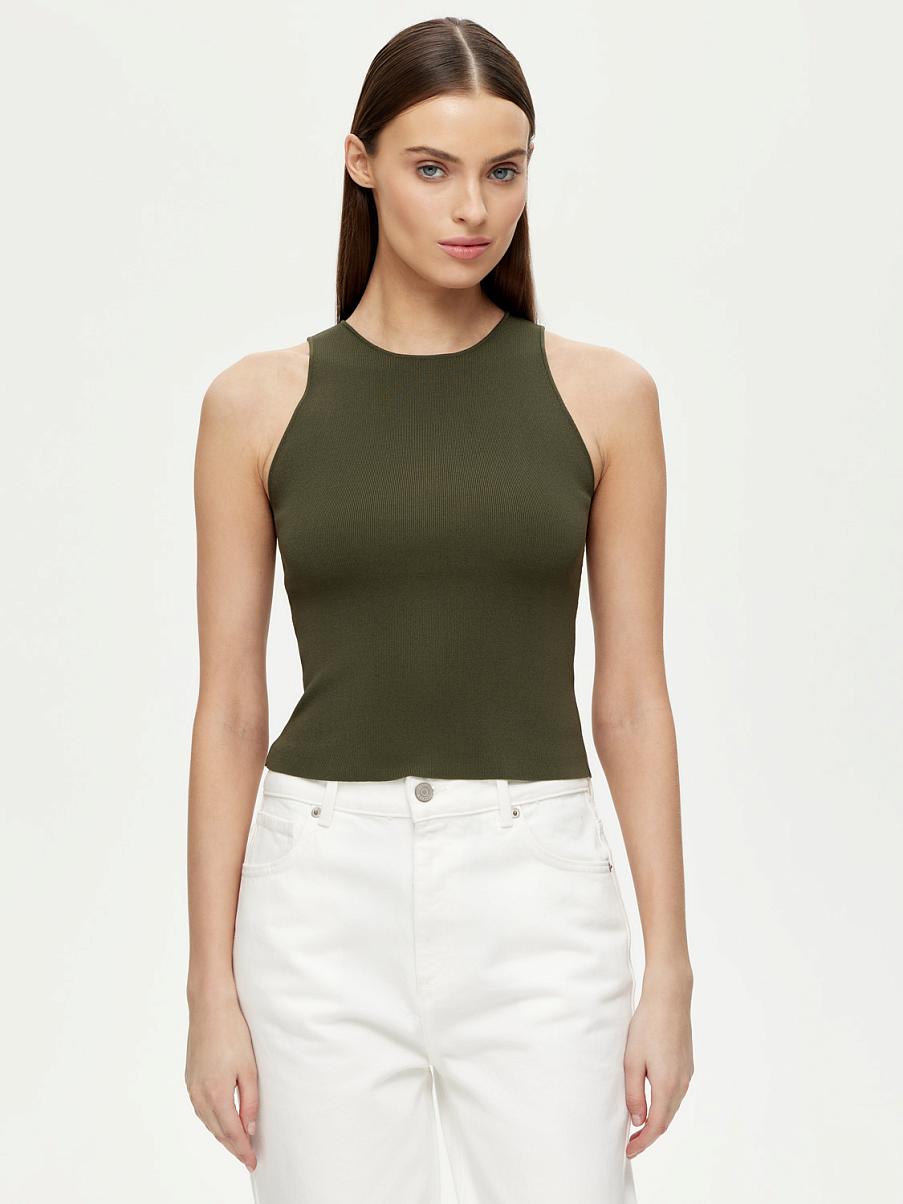 Трикотажный топ в рубчик