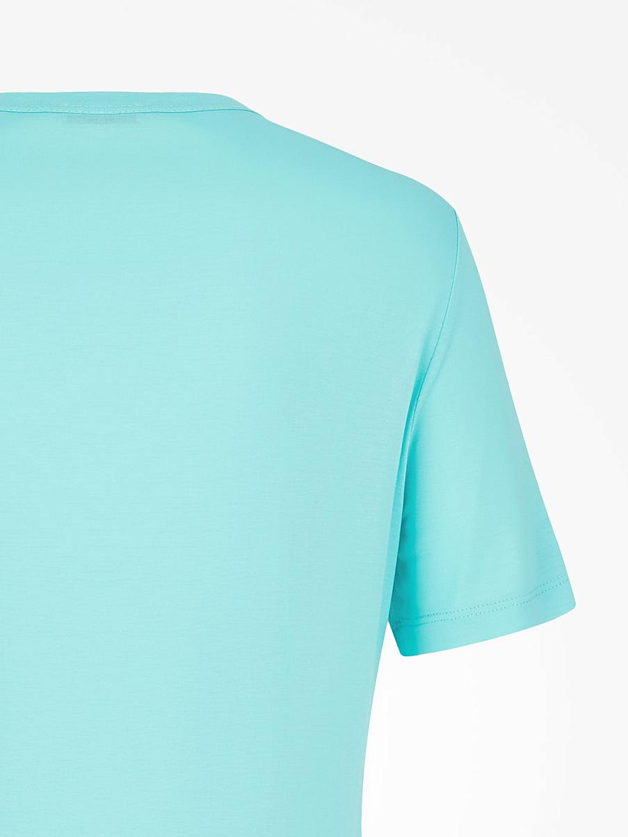 Футболка полуприталенного кроя
