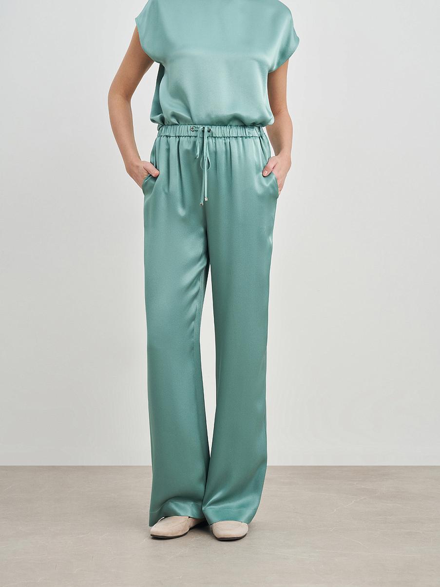 Атласные брюки свободного кроя