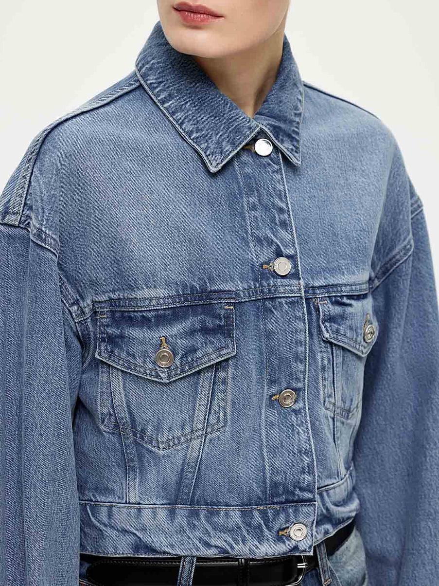 Укороченная джинсовая куртка