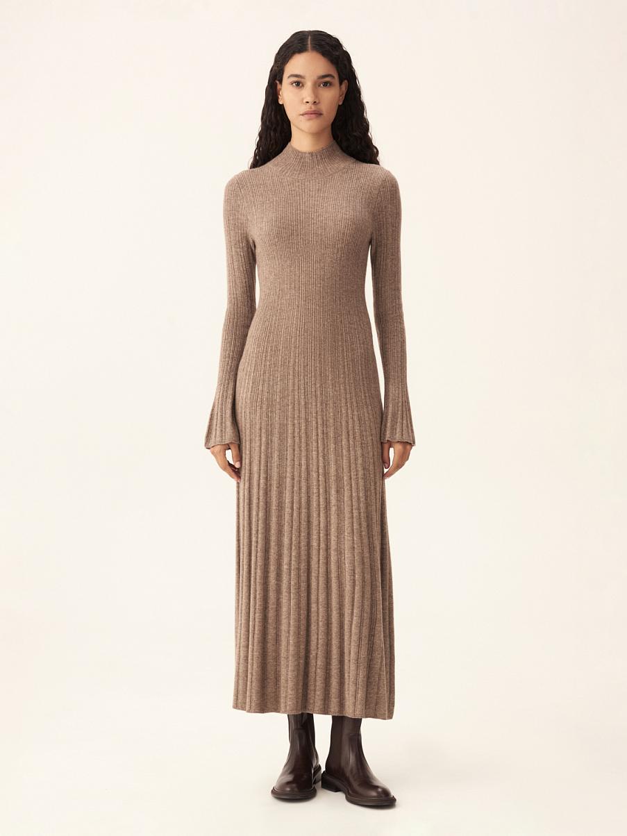 Платье из шерсти мериноса