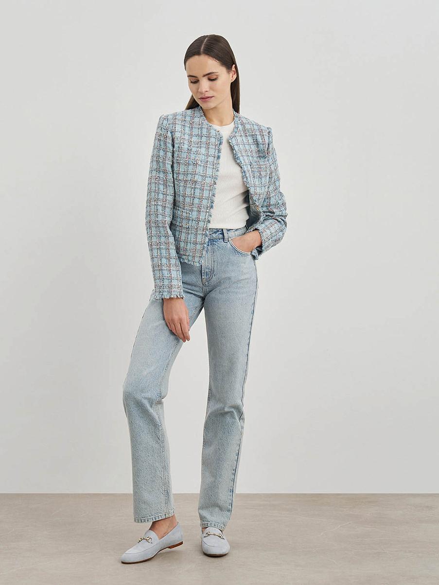 Укороченный приталенный жакет