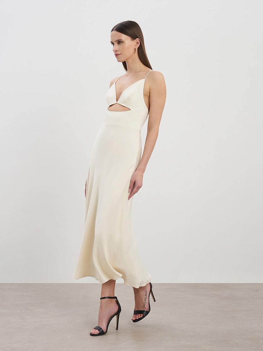 Платье-комбинация с открытой спиной