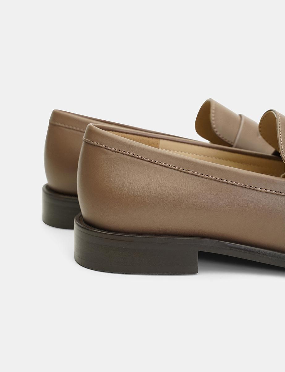 Лоферы из натуральной кожи