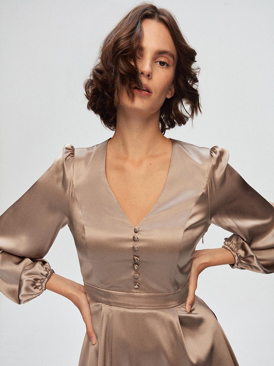 Шелковое платье мини с длинными рукавами