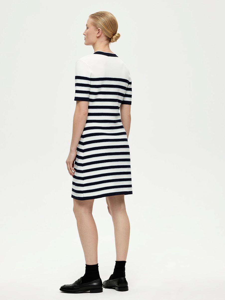 Трикотажное платье мини в полоску