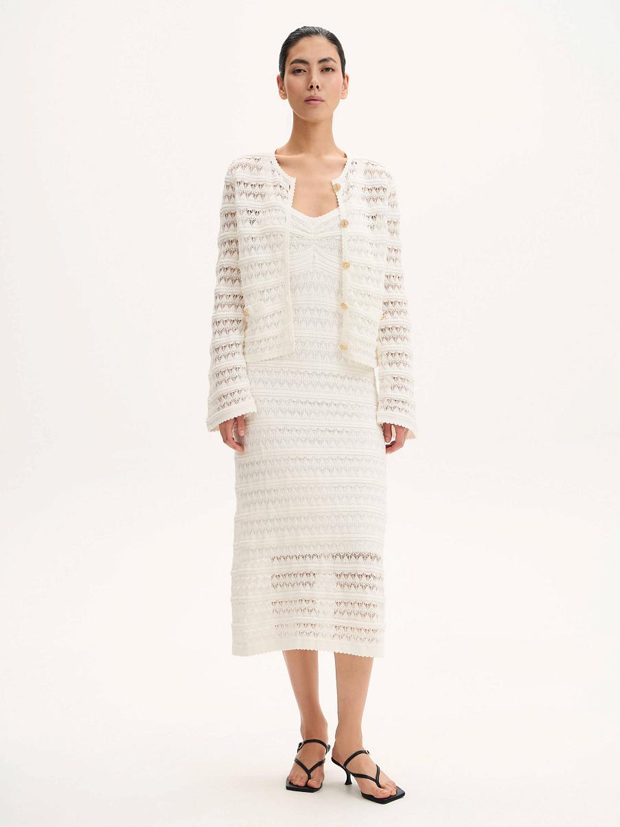 Платье миди с кружевом