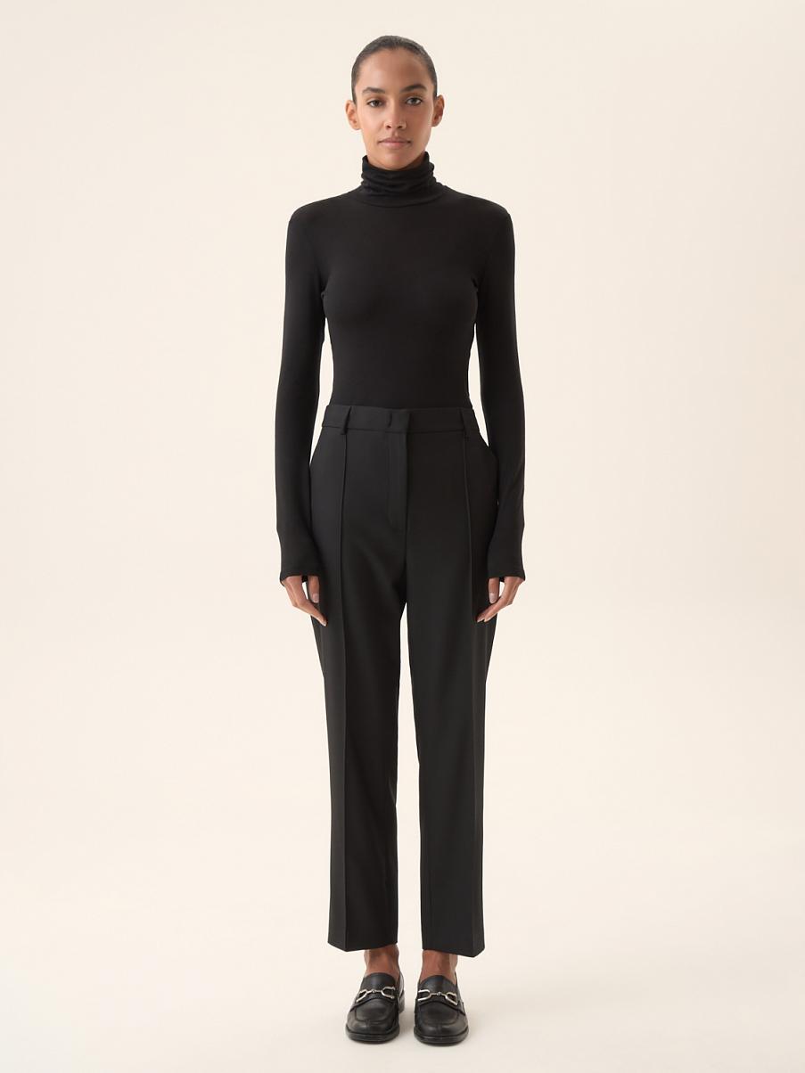 Брюки из шерсти со стрелками