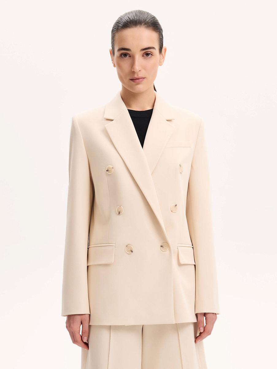 Жакет двубортный