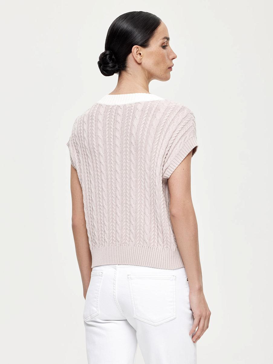 Трикотажный вязаный жилет