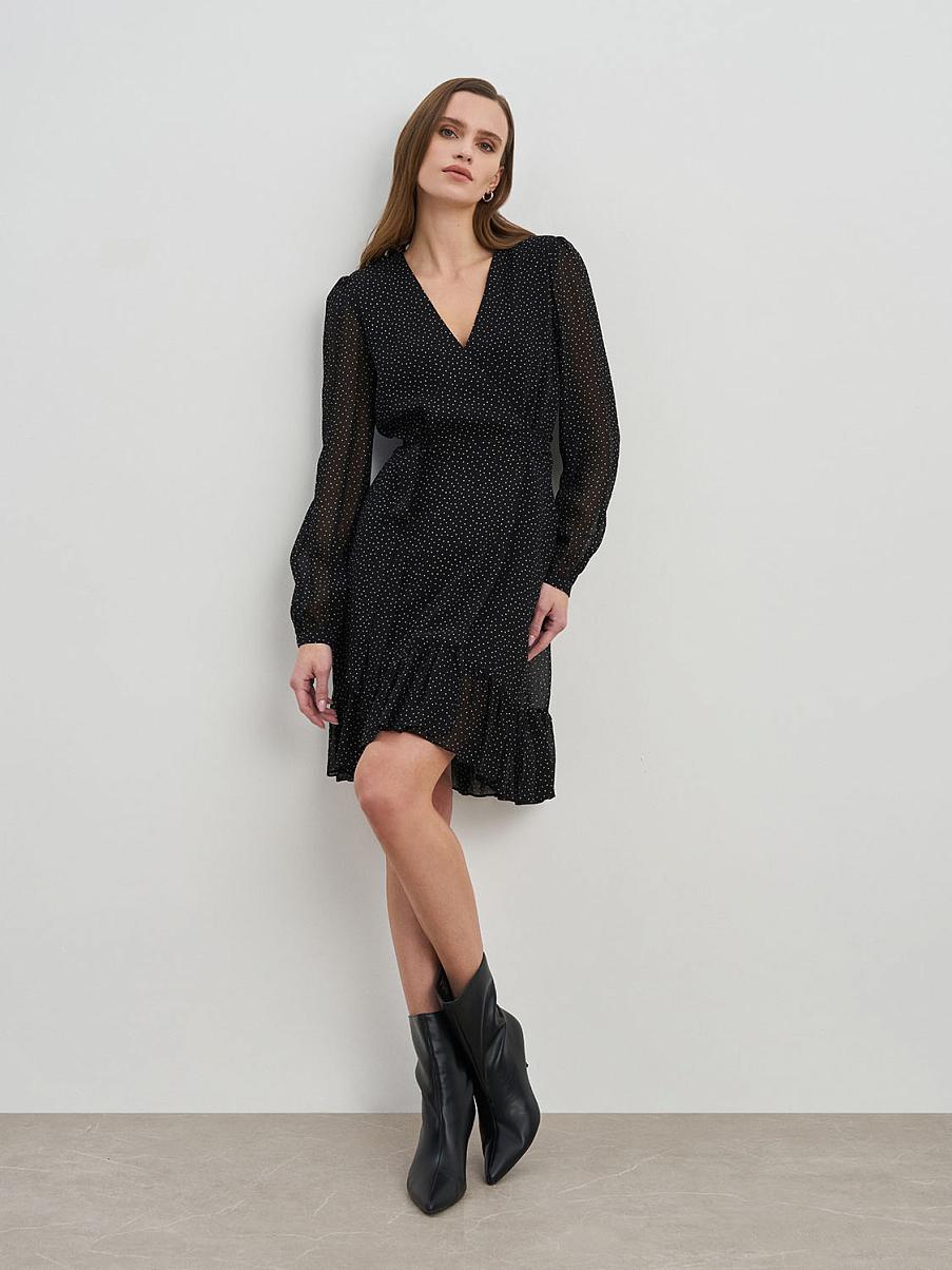 Платье мини в горошек с V-образным вырезом