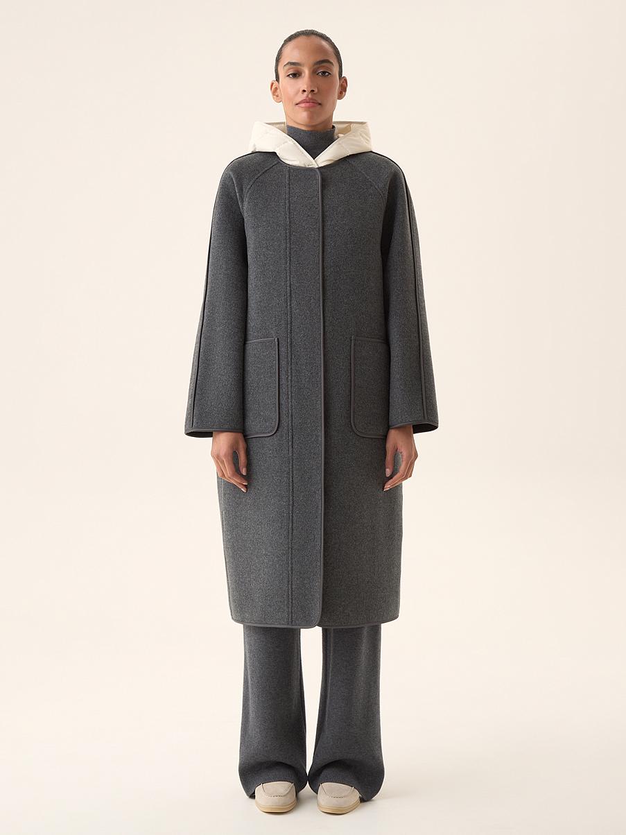 Пальто двухслойное с капюшоном