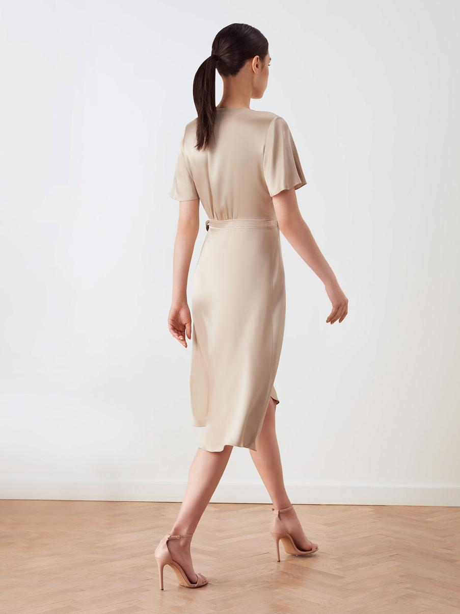 Платье миди на запах из вискозы