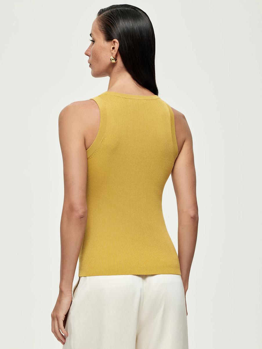 Топ в рубчик с шелком