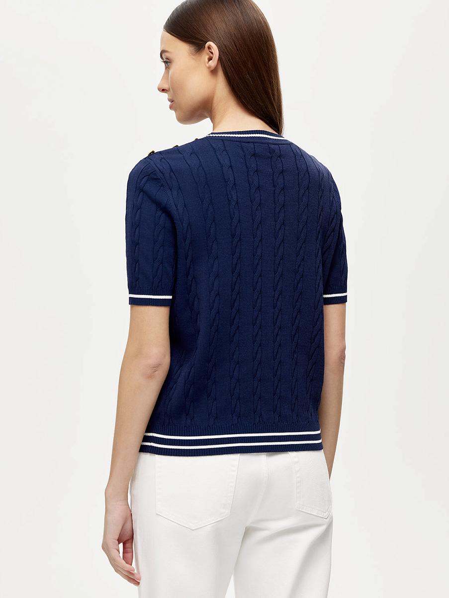 Трикотажная блуза с косами