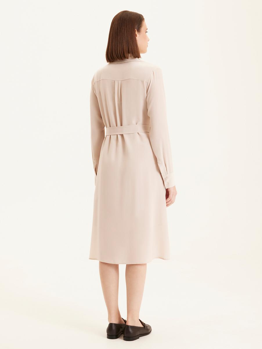 Платье из шелка