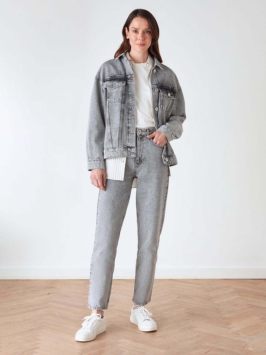 Джинсовая куртка оверсайз