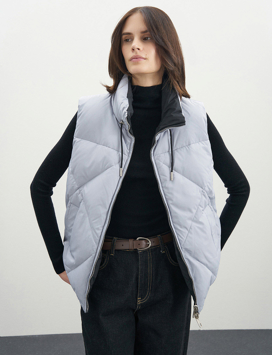 Двусторонняя жилетка с пухом и пером утки