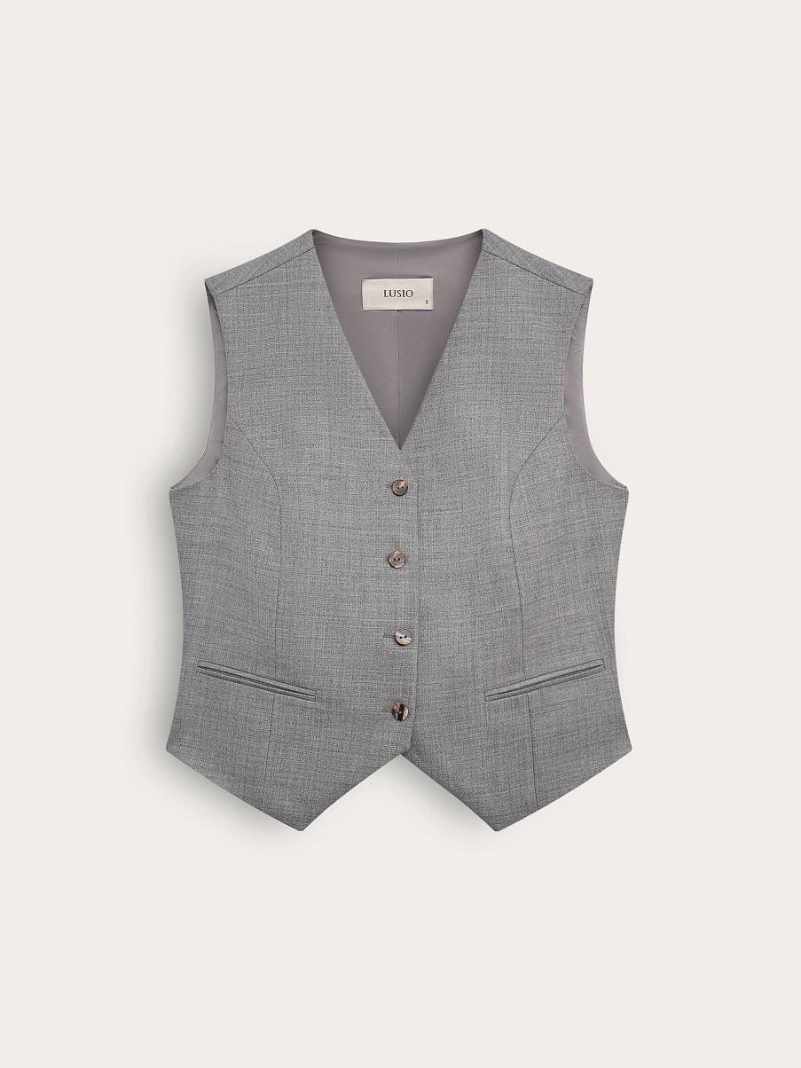 Жилетка из шерсти