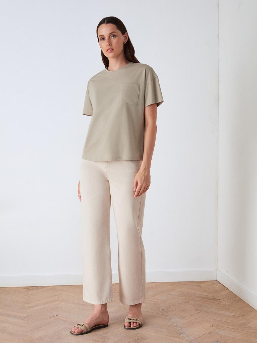 Футболка свободного кроя с карманом