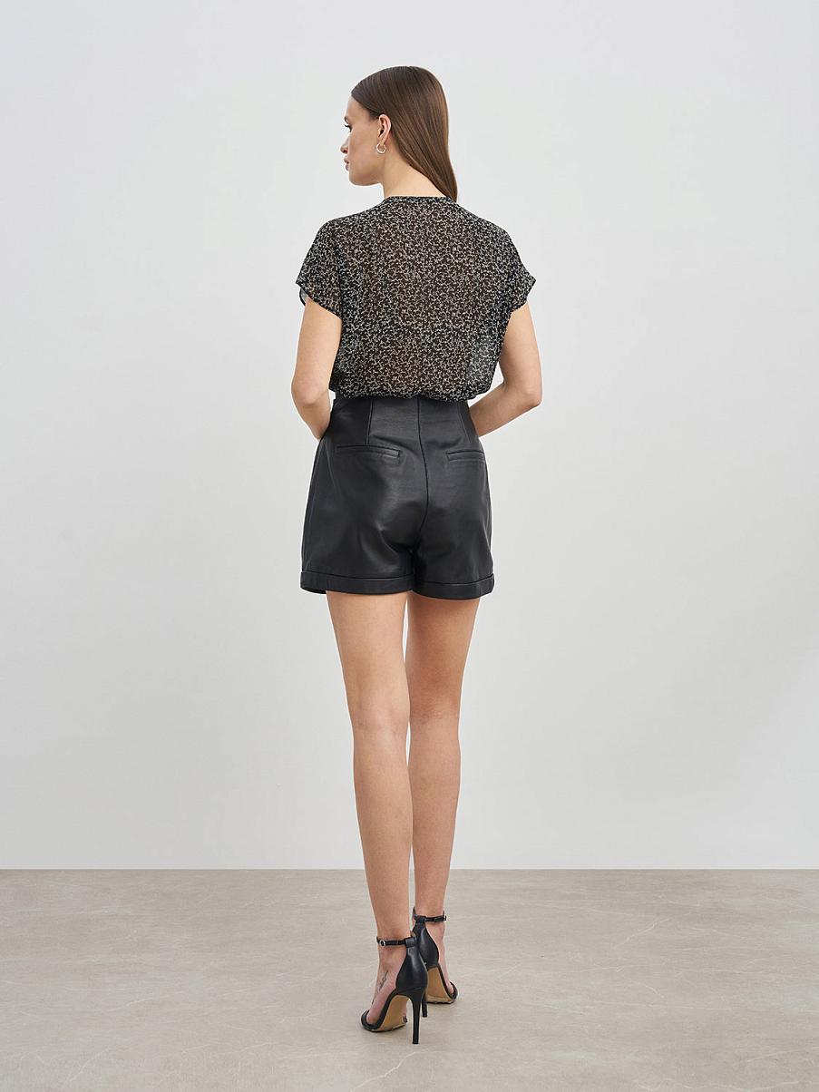 Блуза с коротким рукавом и цветочным узором