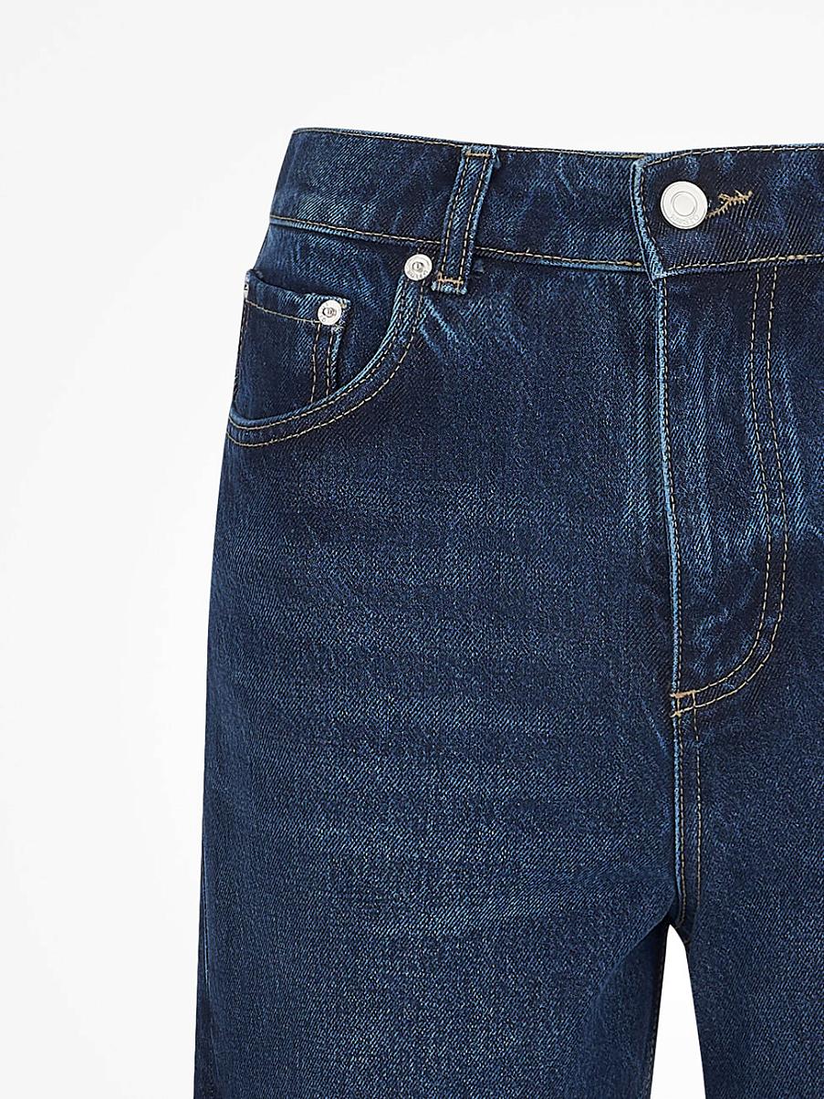 Джинсовые шорты