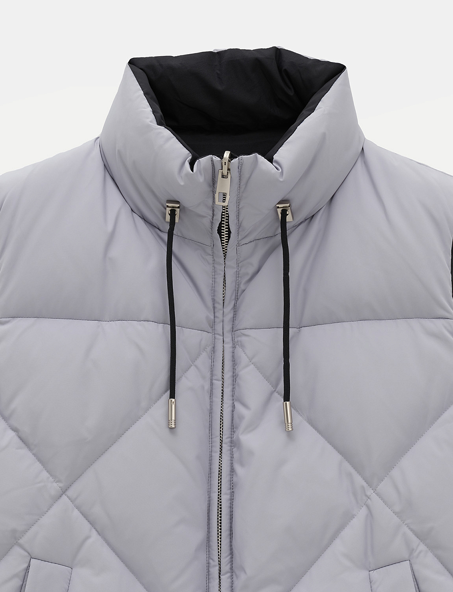 Двусторонняя жилетка с пухом и пером утки