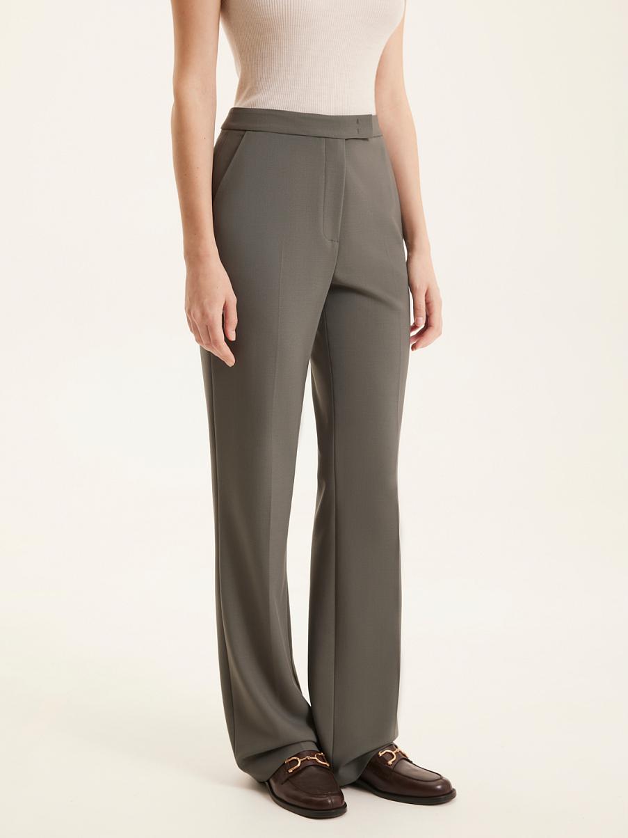 Прямые брюки со стрелками