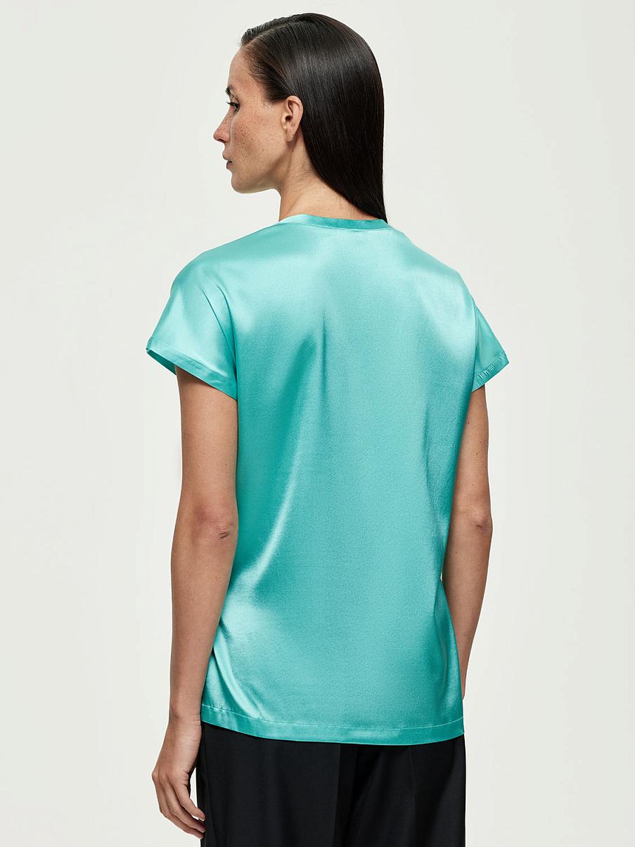 Шелковый топ свободного кроя