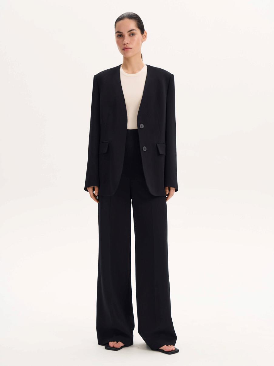 Брюки из района