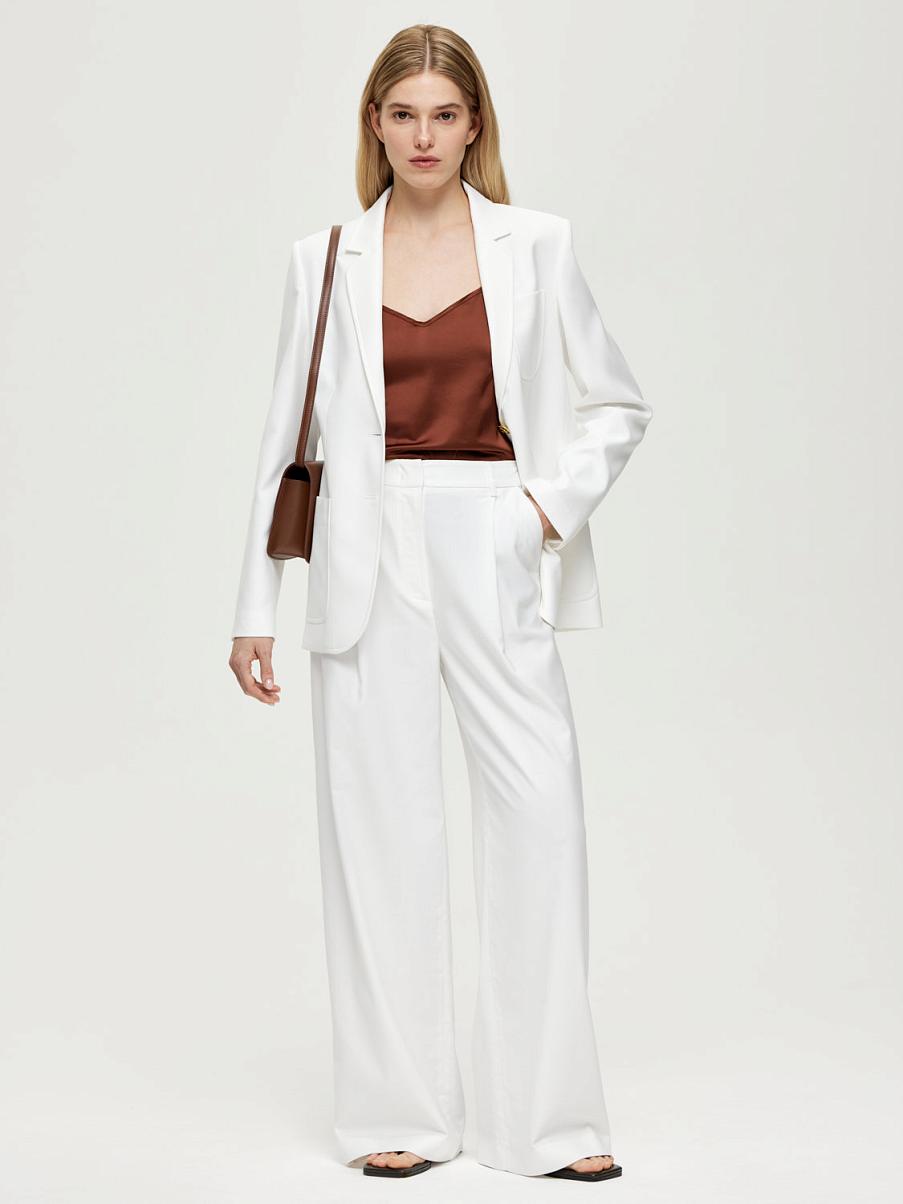 Атласный топ в бельевом стиле