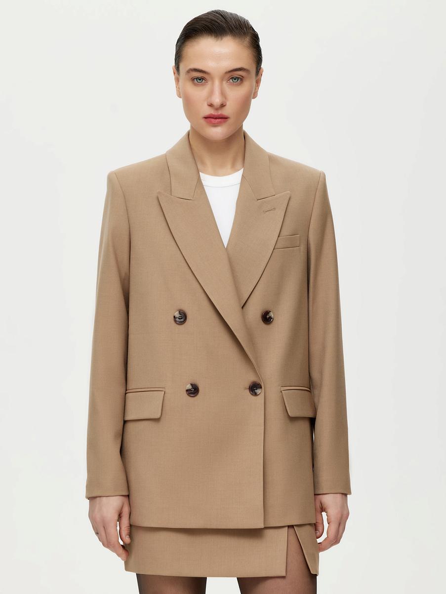 Двубортный жакет прямого кроя