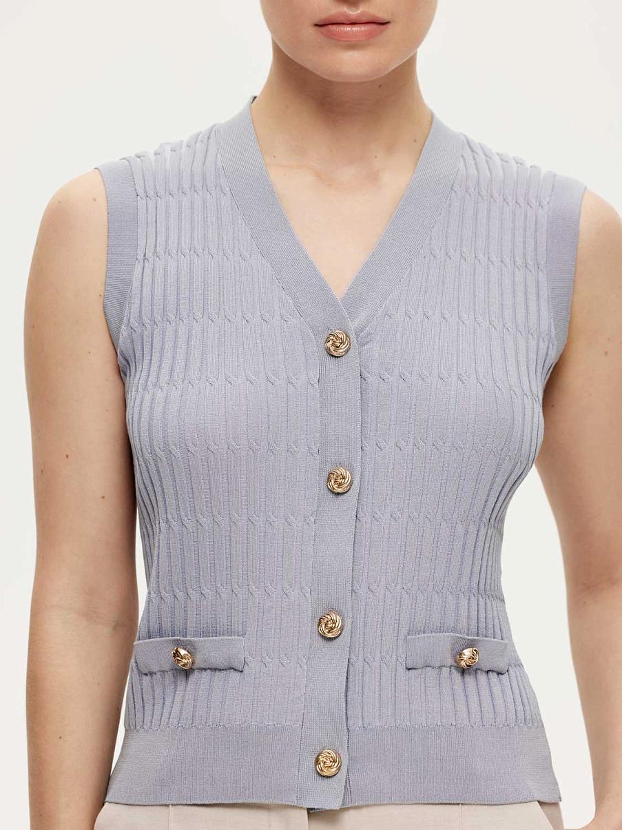 Облегающая трикотажная жилетка