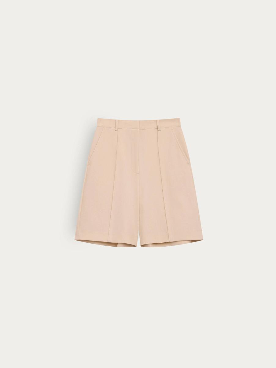 Шорты костюмные