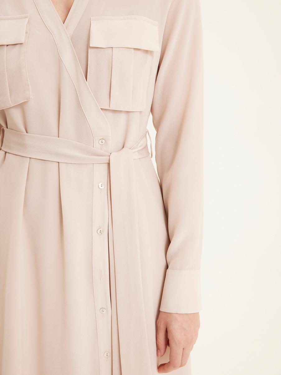 Платье из шелка